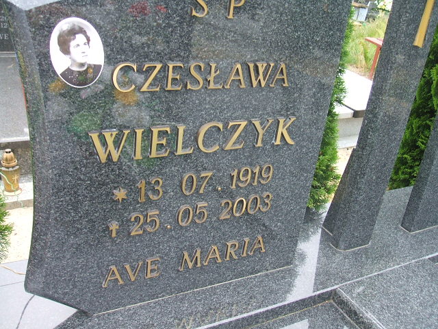 Czesława Wielczyk 1919 Miłkowice - Grobonet - Wyszukiwarka osób pochowanych