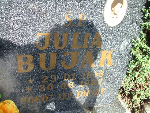 Grób Julia Bujak
